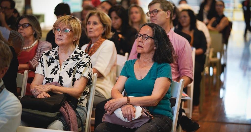 Ventanal Alameda: Humor chileno como catarsis